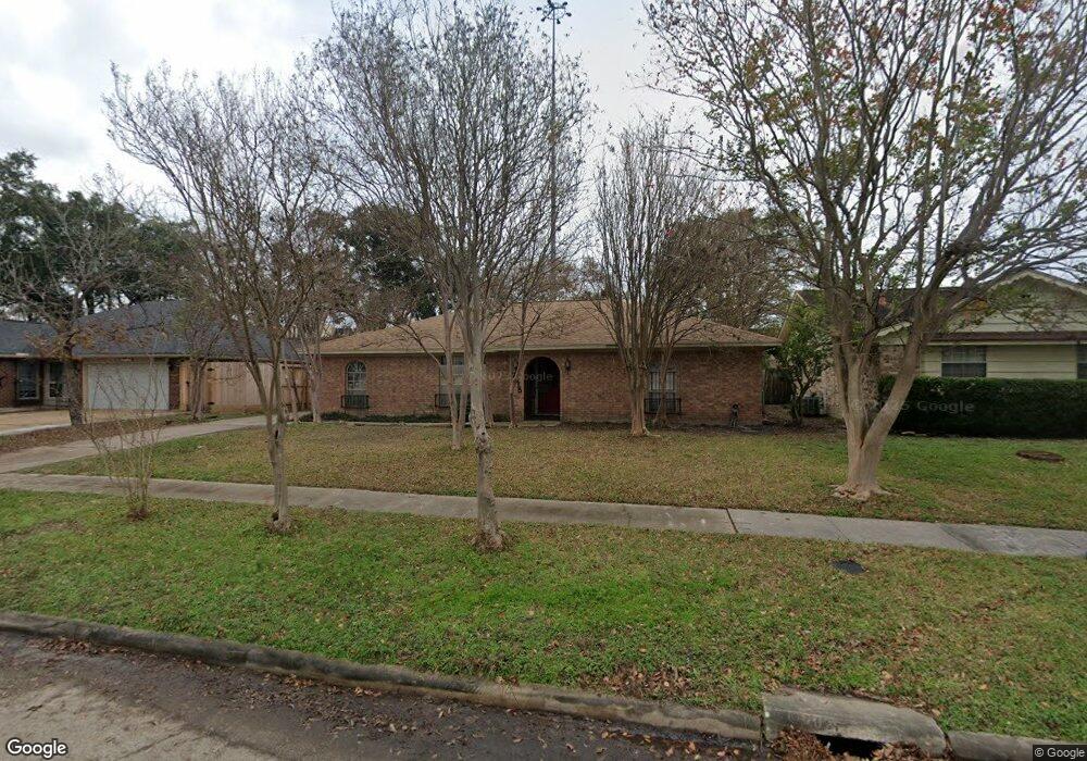 7915 Barberton Dr, Houston, TX 77036 - photo 1