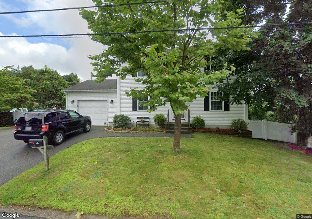 4 Ruskin Ave, Woonsocket, RI 02895 - photo 1