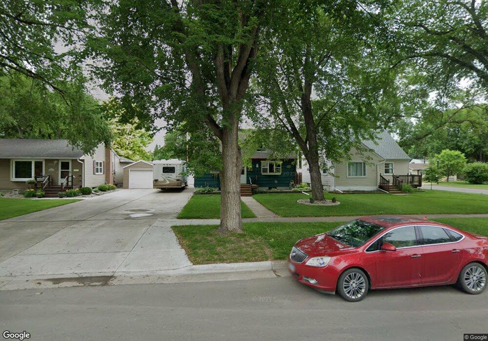 1709 4th St N, Fargo, ND 58102 - photo 1