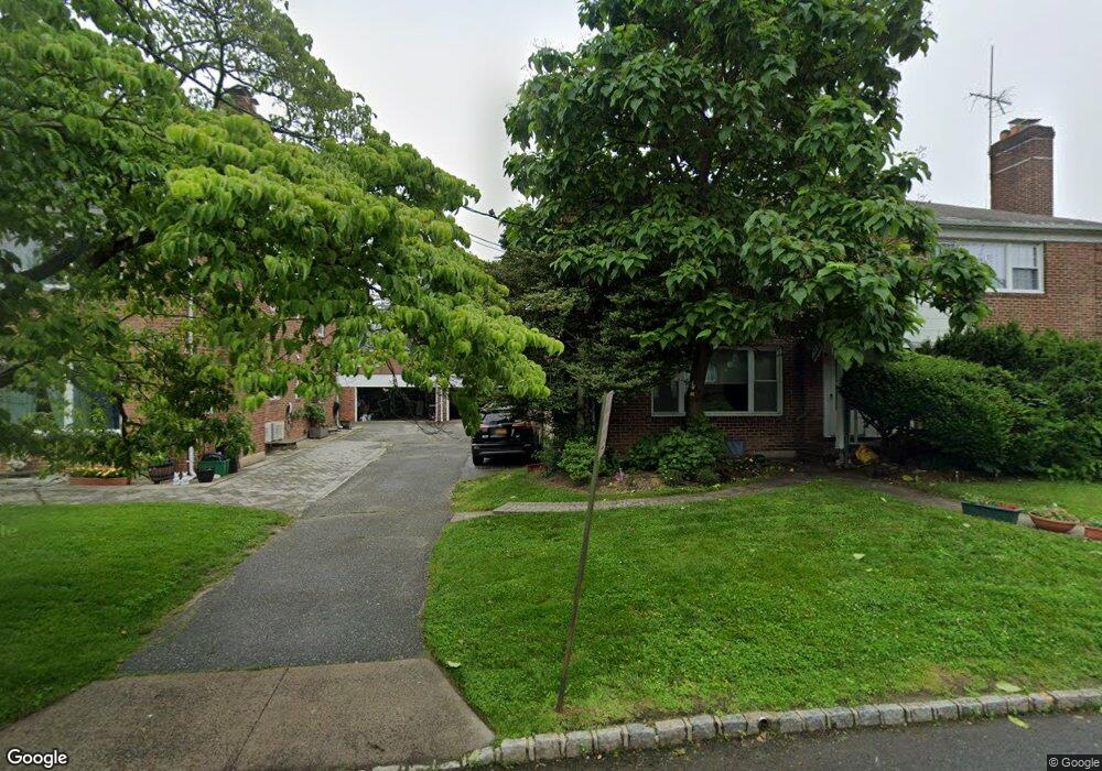 33 Spruce St unit 3&4&2, Great Neck, NY 11021 - photo 1