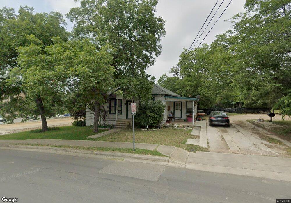 1001 Alamo St, San Marcos, TX 78666 - photo 1