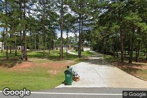 2704 N Doublegate Dr, Albany, GA 31721