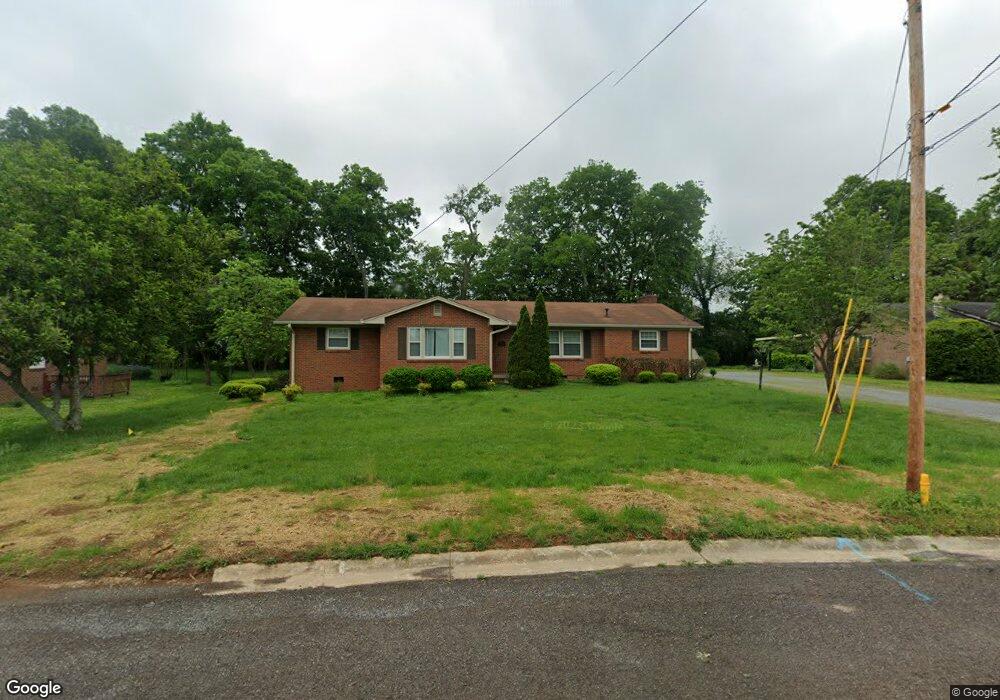 422 Dow Dr, Shelbyville, TN 37160 - photo 1