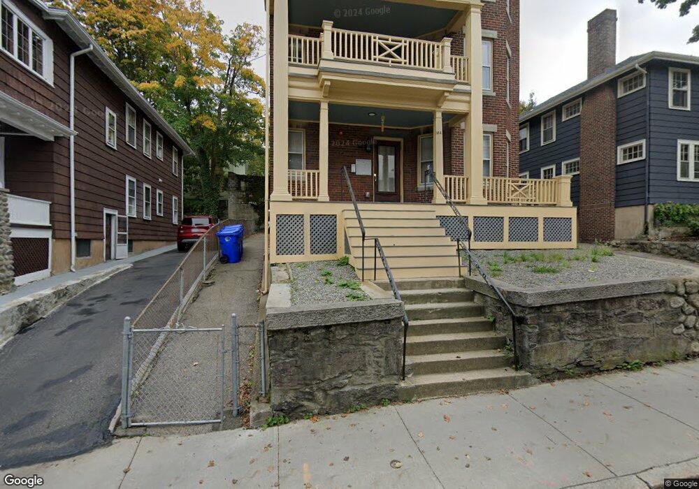 104 Walnut St unit C, Brookline, MA 02445 - photo 1