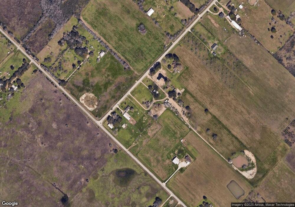 6831 Fenske Ln, Needville, TX 77461 - photo 1