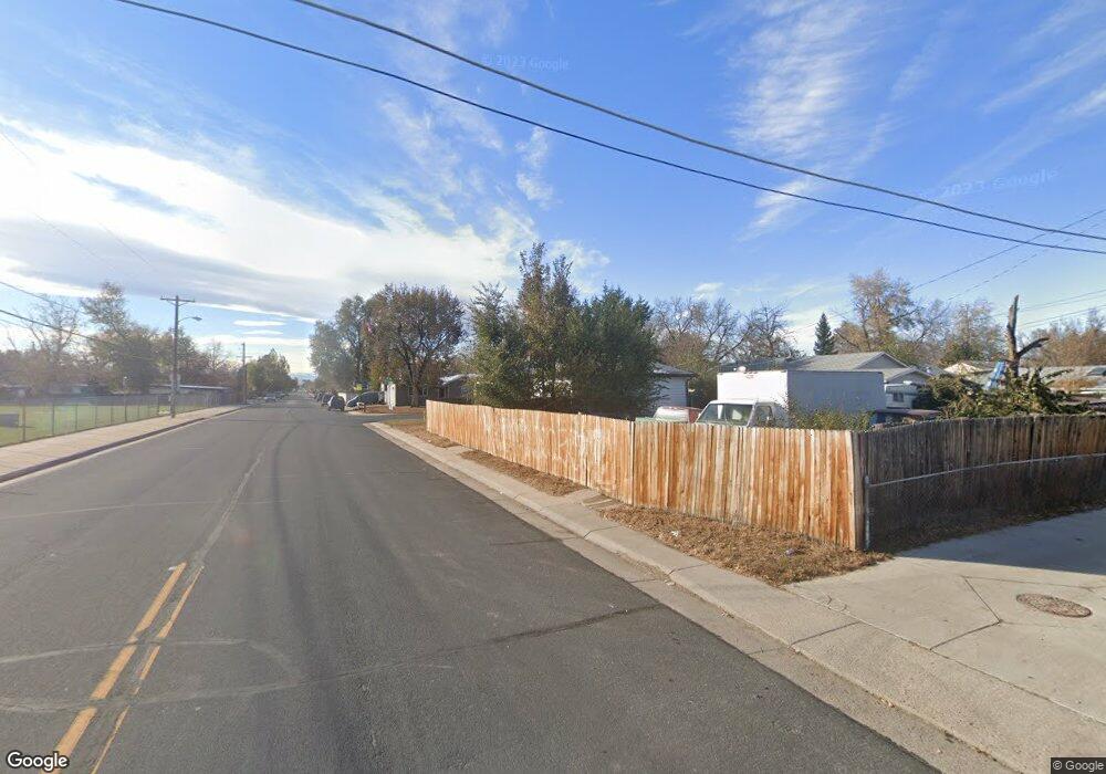 2200 Macon St, Aurora, CO 80010 - photo 1