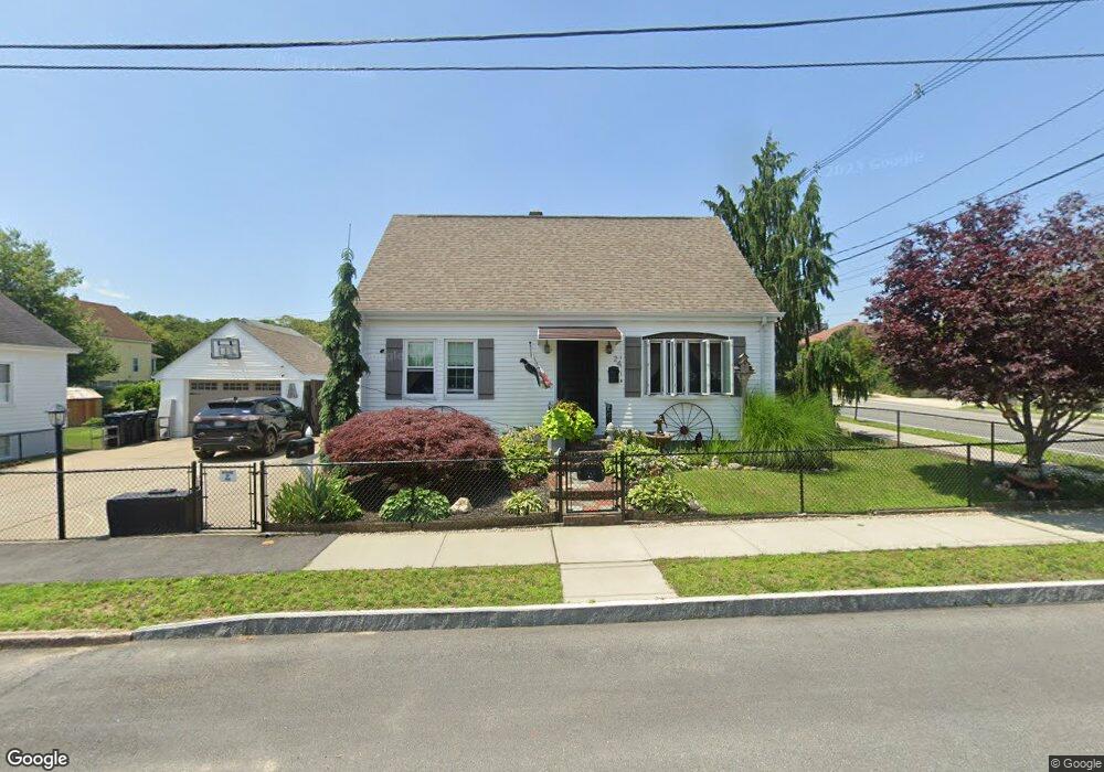 24 Bolton Rd, South Dartmouth, MA 02748 - photo 1