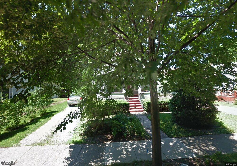 2208 Greencroft Rd, Lansing, MI 48910 - photo 1