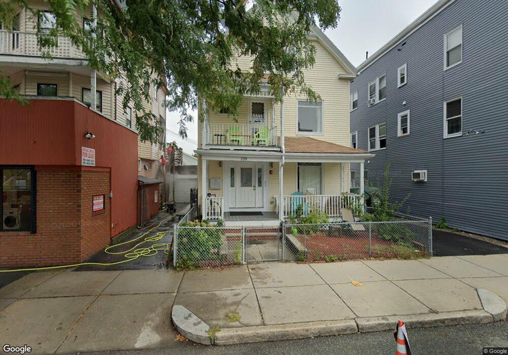 239 Highland Ave unit 2, Somerville, MA 02143 - photo 1