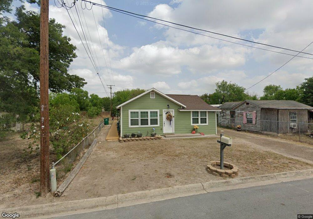 817 E Dreyer St, Pharr, TX 78577 - photo 1