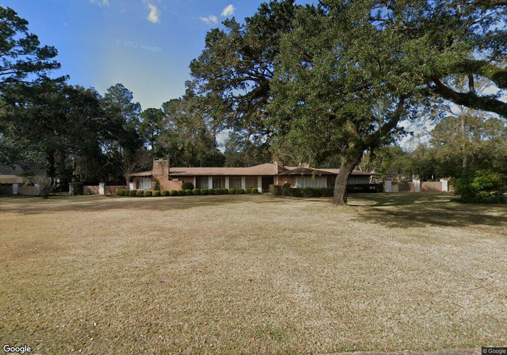 2550 S Durham Dr, Mobile, AL 36606 - photo 1