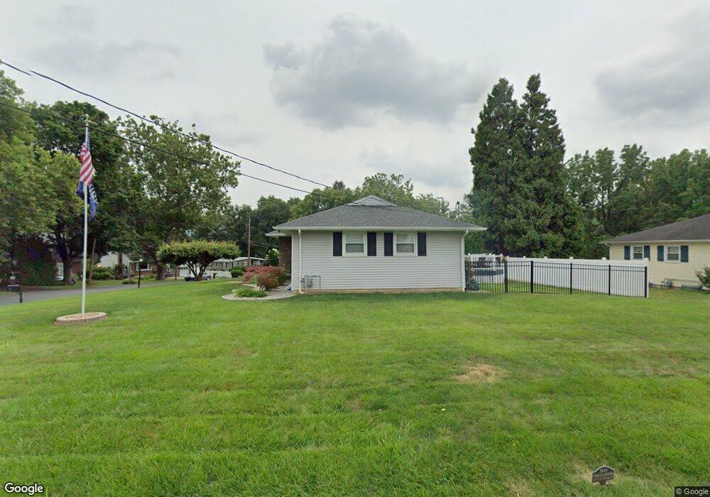 166 Jonathan Dr, Easton, PA 18045 - photo 1