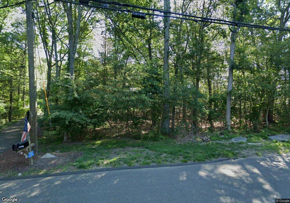 461 Thayer Pond Rd, Wilton, CT 06897 - photo 1