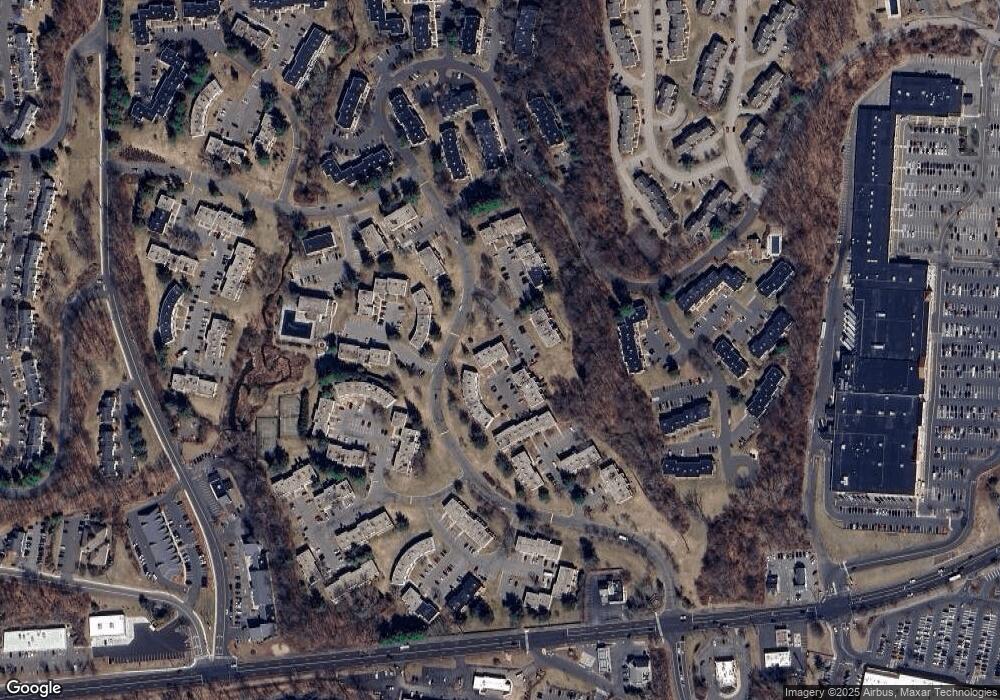 4 Holly Ct unit 40-D, Cromwell, CT 06416 - photo 1