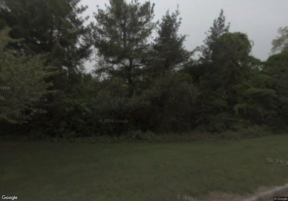 347 Foxwood Ln, Milford, CT 06461 - photo 1