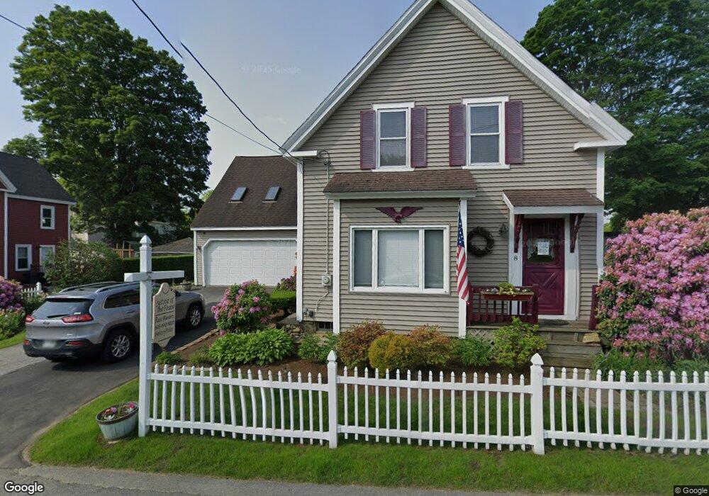 8 Mount Pleasant St, Derry, NH 03038 - photo 1