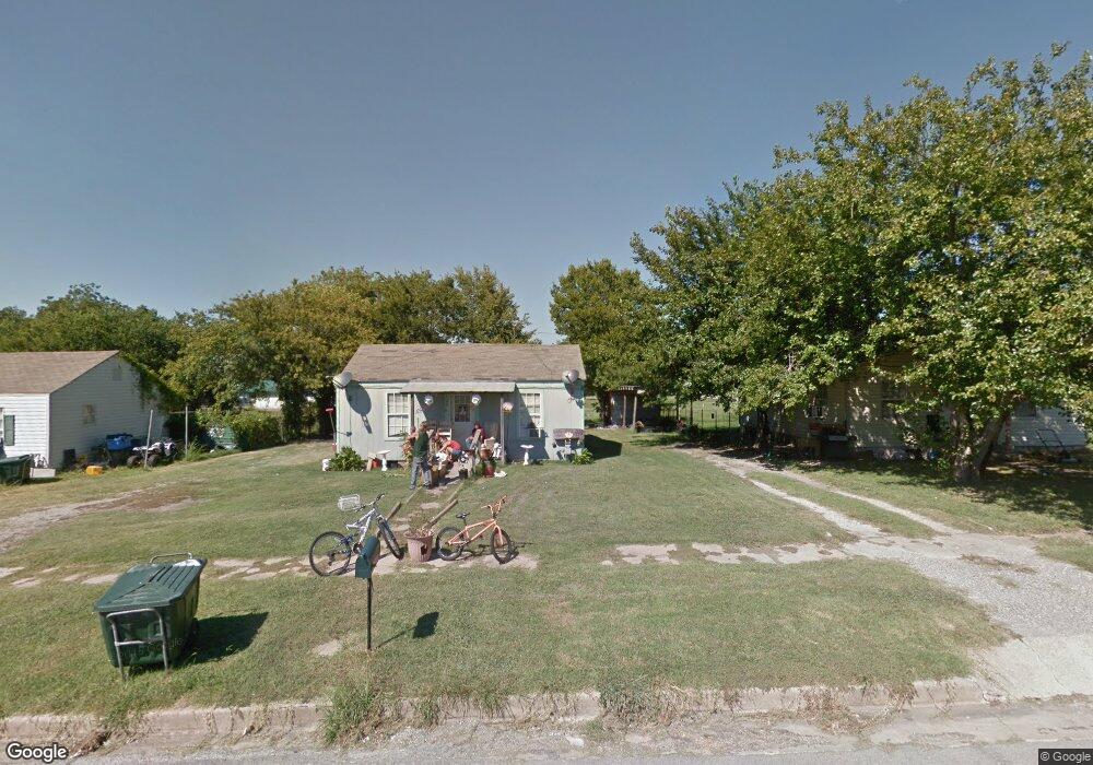 728 E Tahlequah Ave, Sulphur, OK 73086 - photo 1