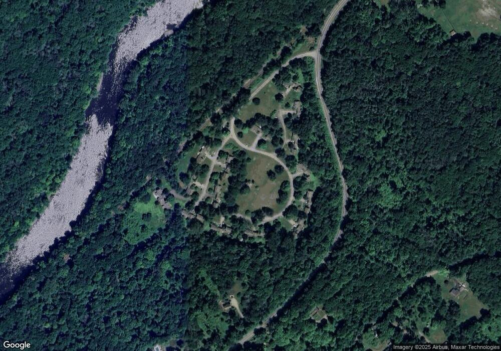 433 Kent Rd unit 8, Kent, CT 06757 - photo 1