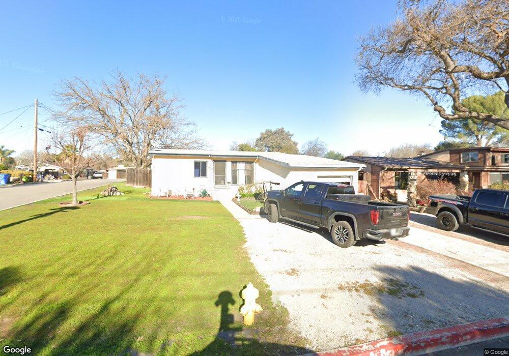 617 Moss Ave, Paso Robles, CA 93446 - photo 1