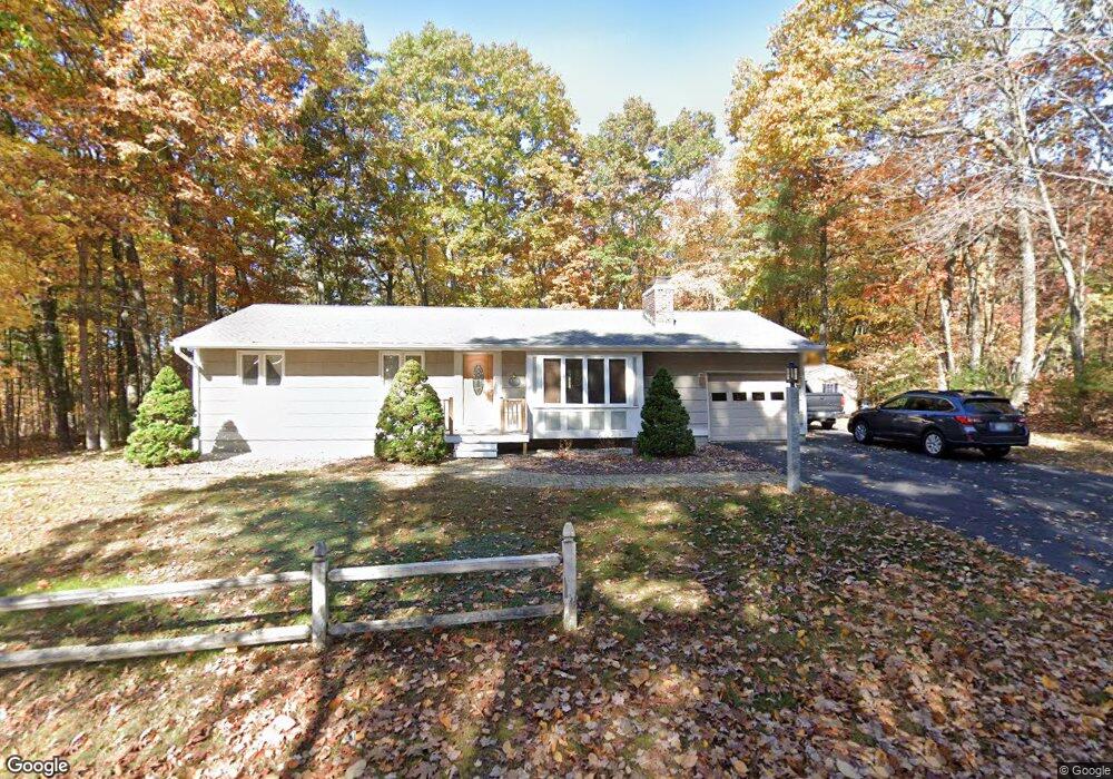 64 Farmer Rd, Hooksett, NH 03106 - photo 1