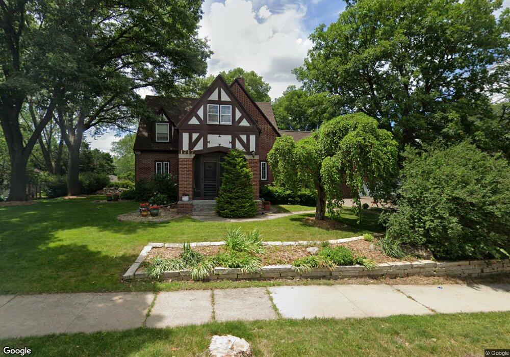 1717 Gibson St, Cedar Falls, IA 50613 - photo 1