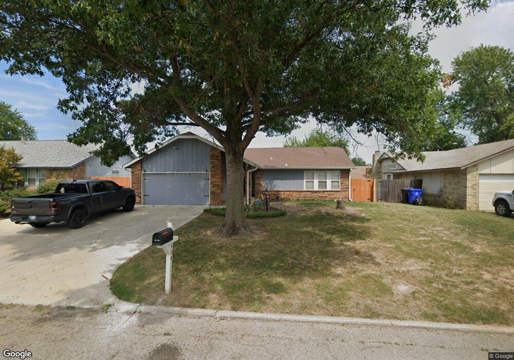 404 W Utica Place, Broken Arrow, OK 74011 - photo 1