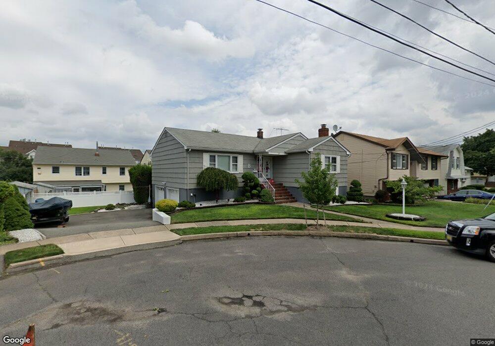 29 Kruger Ct, Clifton, NJ 07013 - photo 1