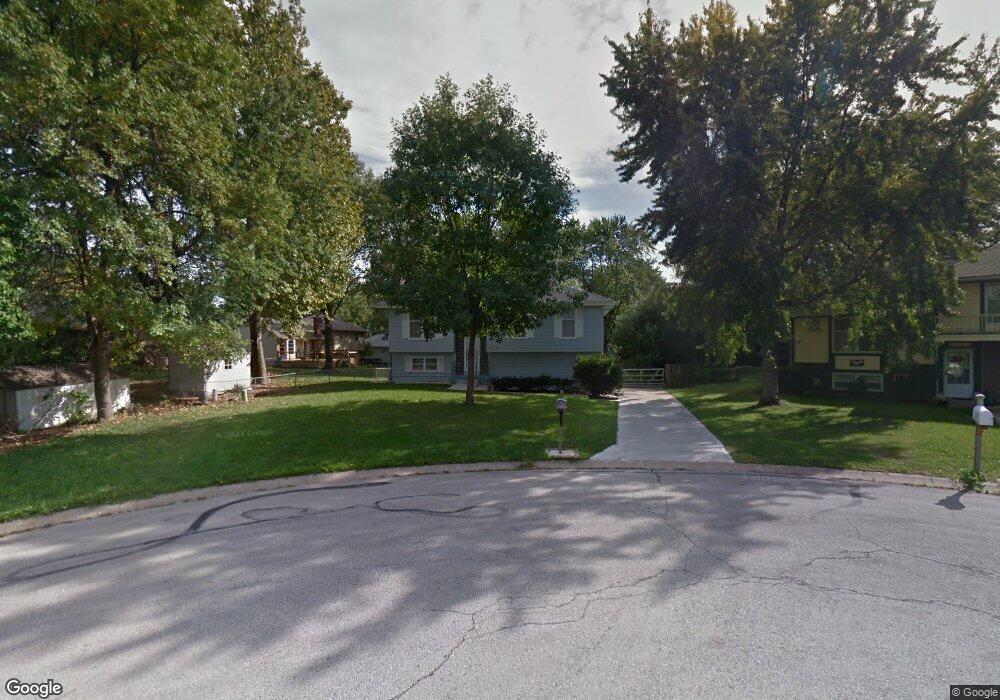 6114 Hallet St, Shawnee, KS 66216 - photo 1