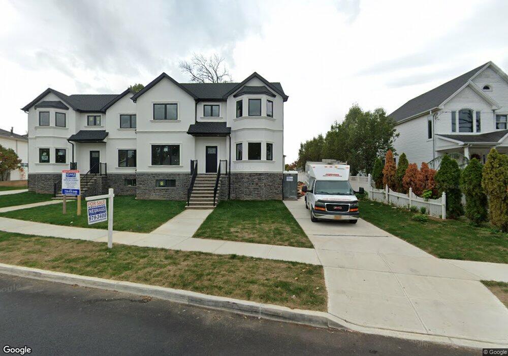 103 Salamander Ct, Staten Island, NY 10309 - photo 1