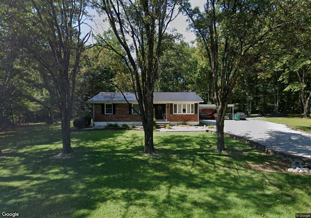 325 Turnpike Ln, Lebanon Junction, KY 40150 - photo 1