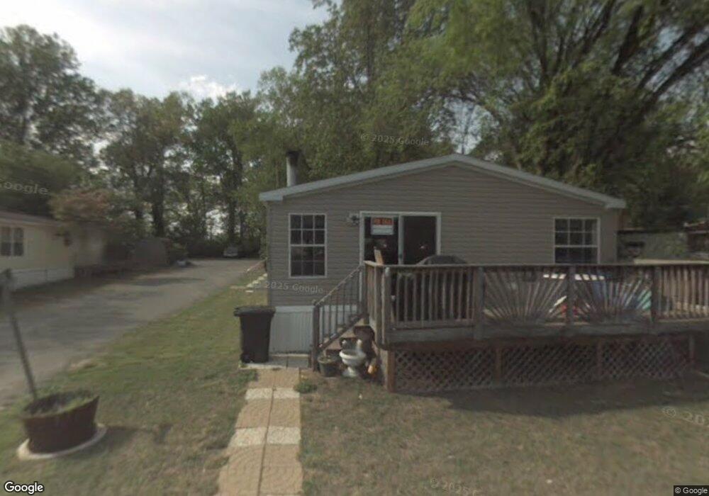 976 Jeanies Ct, Lothian, MD 20711 - photo 1