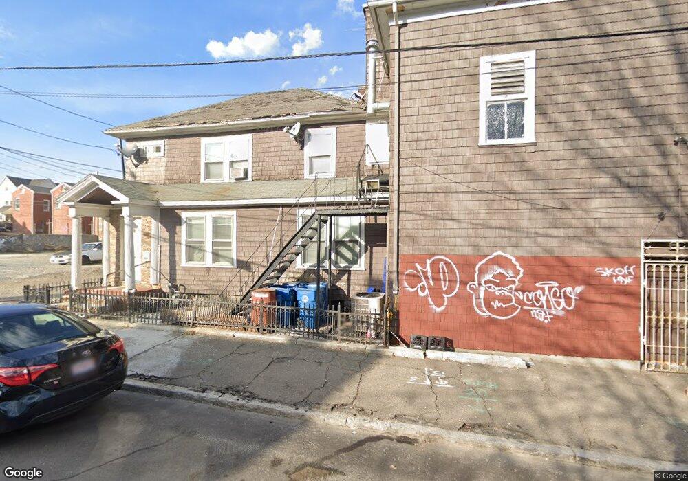 5 Orchard St, Lawrence, MA 01840 - photo 1