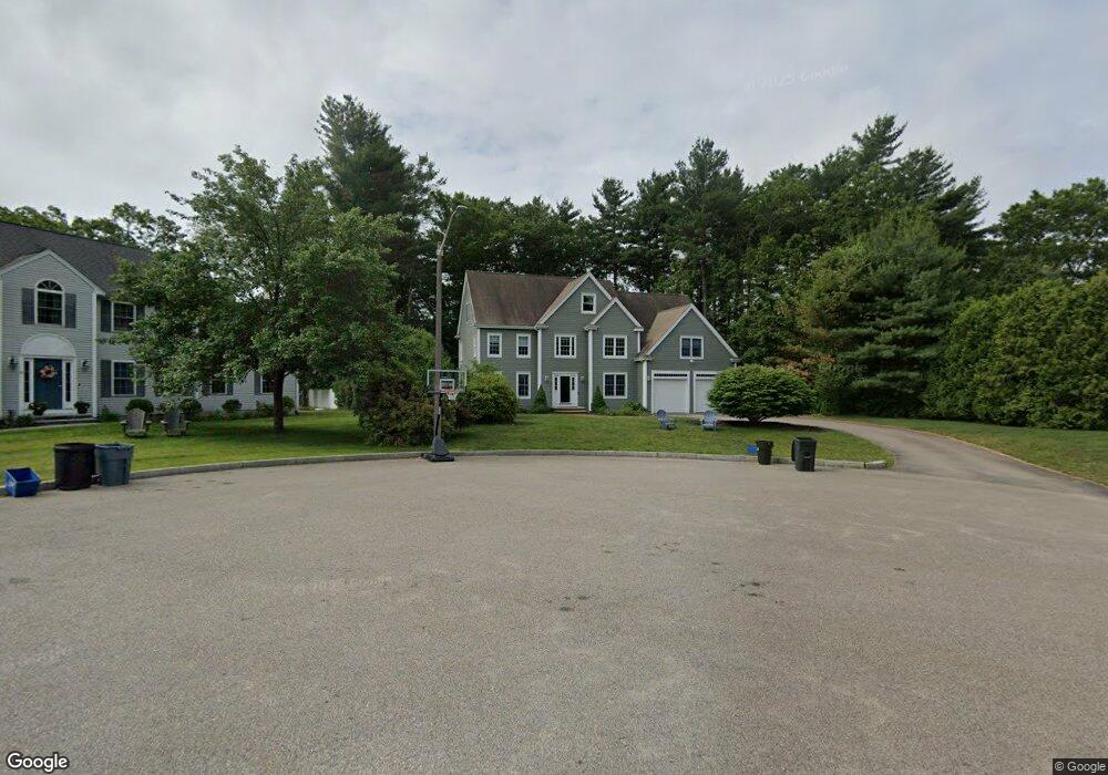 11 Queen's Ct, Walpole, MA 02081 - photo 1