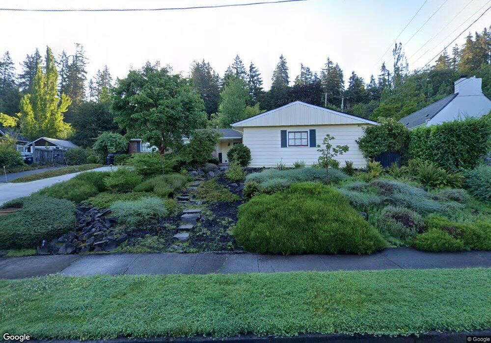 1725 Fairmount Blvd, Eugene, OR 97403 - photo 1