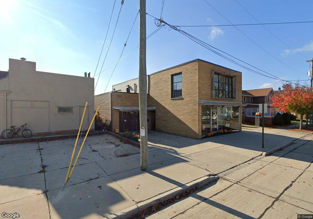 1507 20th St unit B, Two Rivers, WI 54241 - photo 1