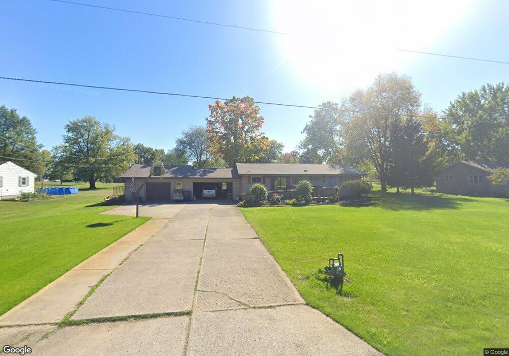 3109 Clement Dr, Lima, OH 45806 - photo 1