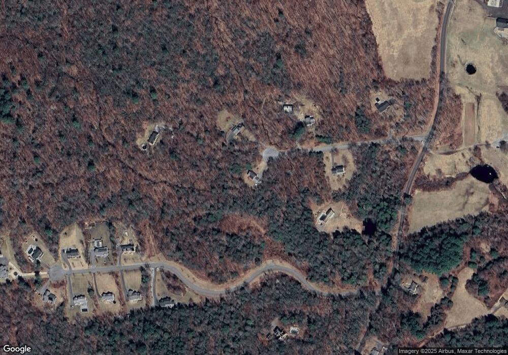 53 Lynette Ct, New Hartford, CT 06057 - photo 1