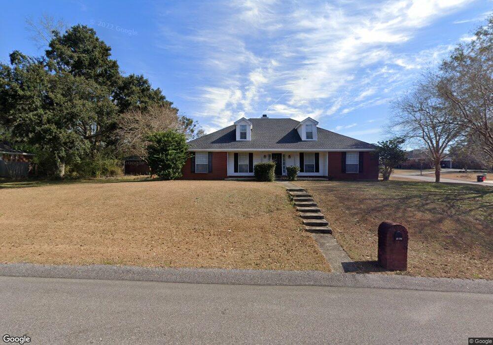 1031 Wakefield Dr W, Mobile, AL 36695 - photo 1