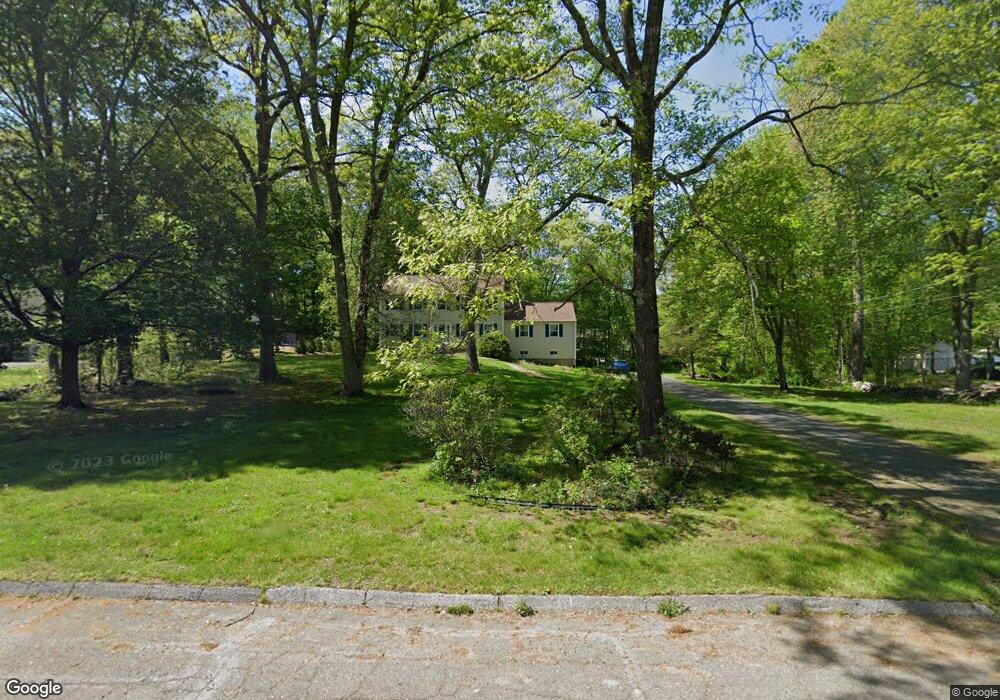 39 Mallett Dr, Trumbull, CT 06611 - photo 1