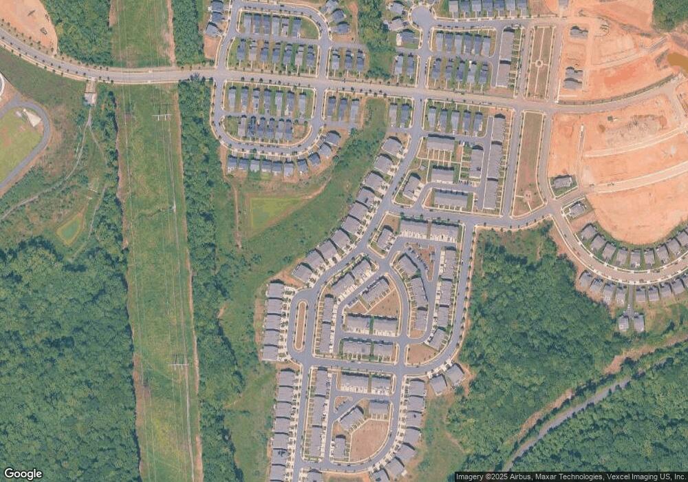 18092 Red Mulberry Rd, Dumfries, VA 22026 - photo 1