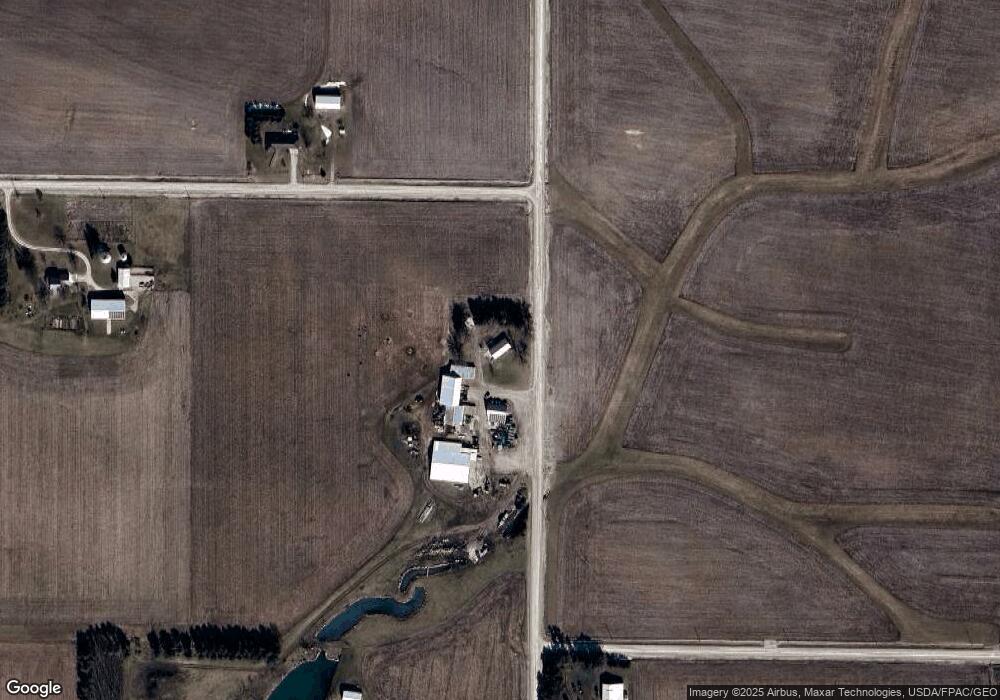 5034 Fairchild Rd, Center Point, IA 52213 - photo 1