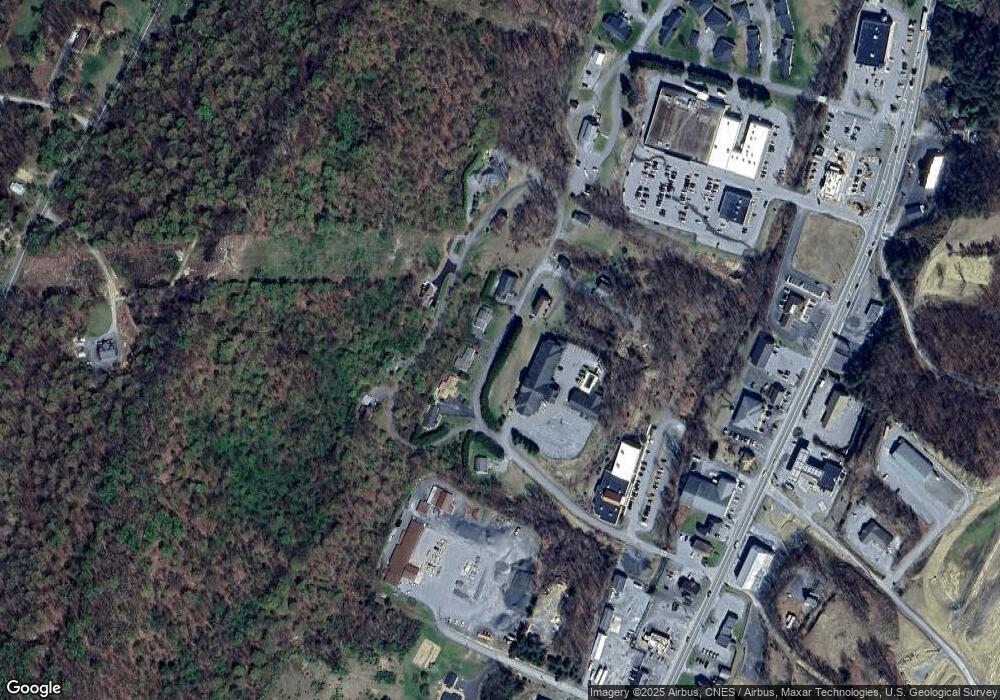 26 Southridge Dr, Berkeley Springs, WV 25411 - photo 1