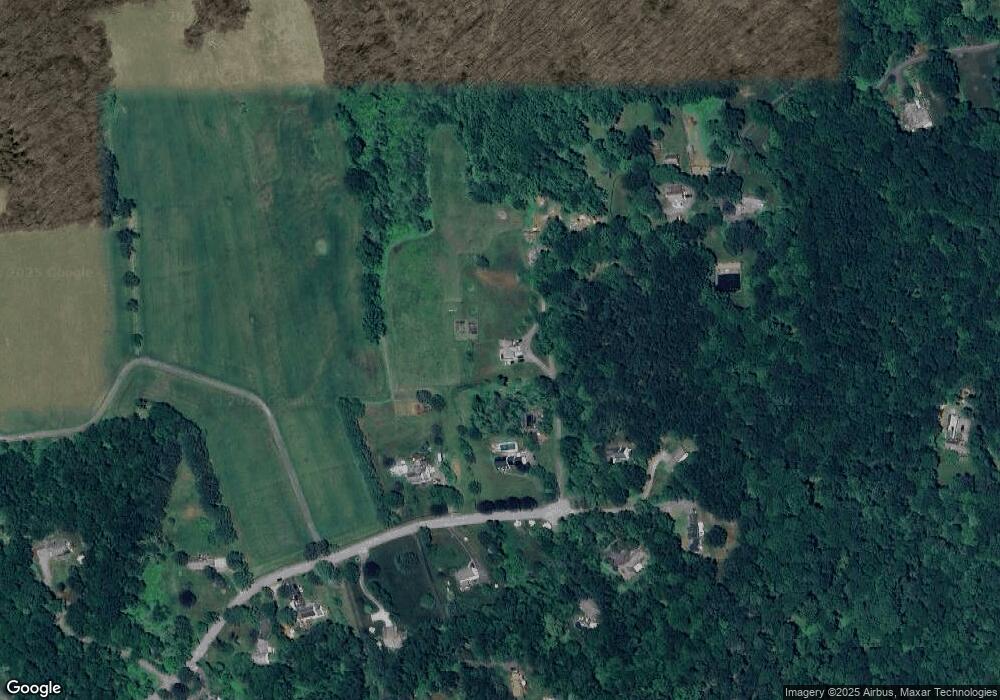 35 Quaker Ridge Rd, Sherman, CT 06784 - photo 1