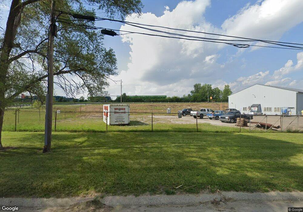 1415 E Coldwater Rd, Flint, MI 48505 - photo 1