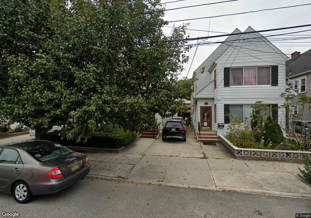 4559 172nd St, Flushing, NY 11358 - photo 1