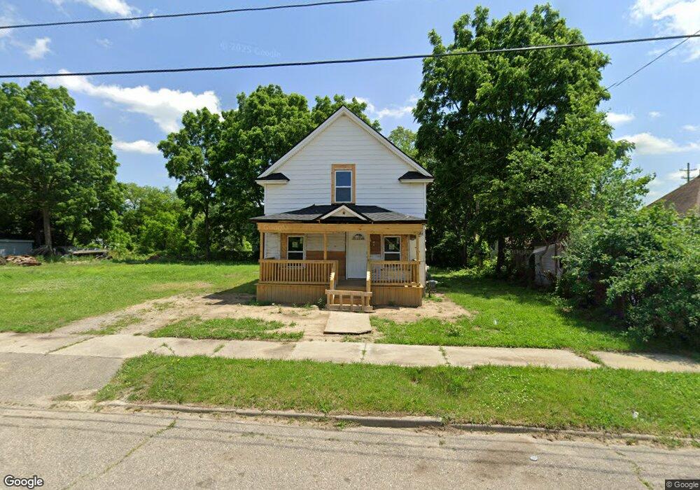 2051 Dwight Ave, Flint, MI 48503 - photo 1