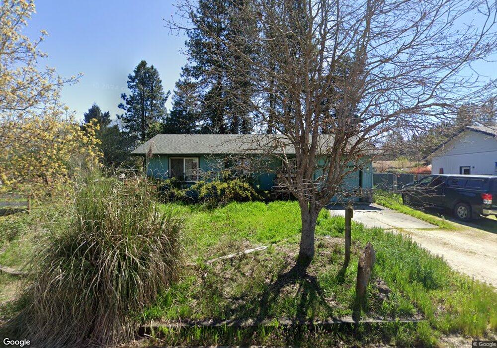 123 Laubach Ln, Grants Pass, OR 97526 - photo 1