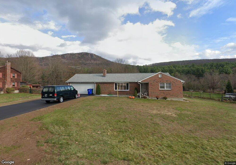 155 Hendrick St, Easthampton, MA 01027 - photo 1