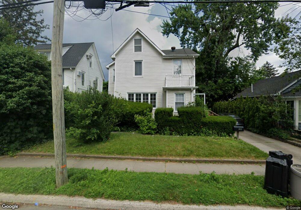 33 Forest Row unit A, Great Neck, NY 11024 - photo 1