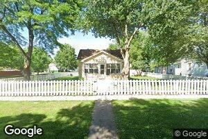 224 N Pine St, Nokomis, IL 62075